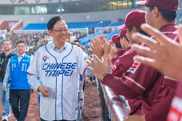 中職／樂天女孩陳伊遭球團解約，發文表示與球迷同樣感到「錯愕」