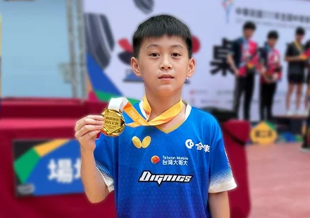 台灣桌球新星郭冠宏WTT球星挑戰賽勇闖16強：橫掃德國名將杜達