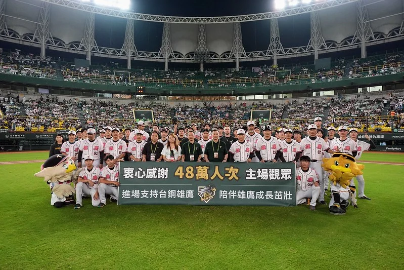 台鋼雄鷹隊2026年球季展望：洪一中總教練談隊型佈局與魔鷹主砲定位