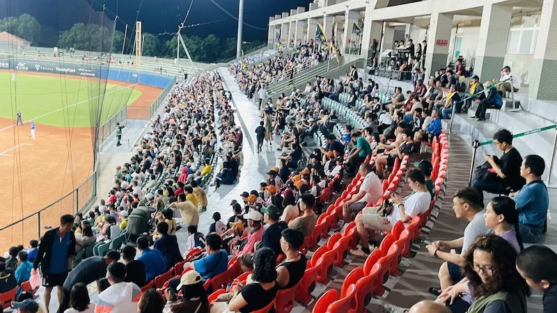 味全龍春訓安排職棒教育課程 深化法治與性平觀念