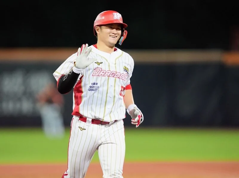 味全龍隊正式簽下魔神龍:看重控球及大賽經驗,打造新賽季投手戰力