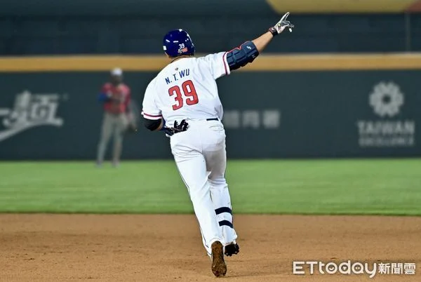 平石洋介驚嘆吳念庭肌肉爆發力：昔日西武戰友的華麗蛻變