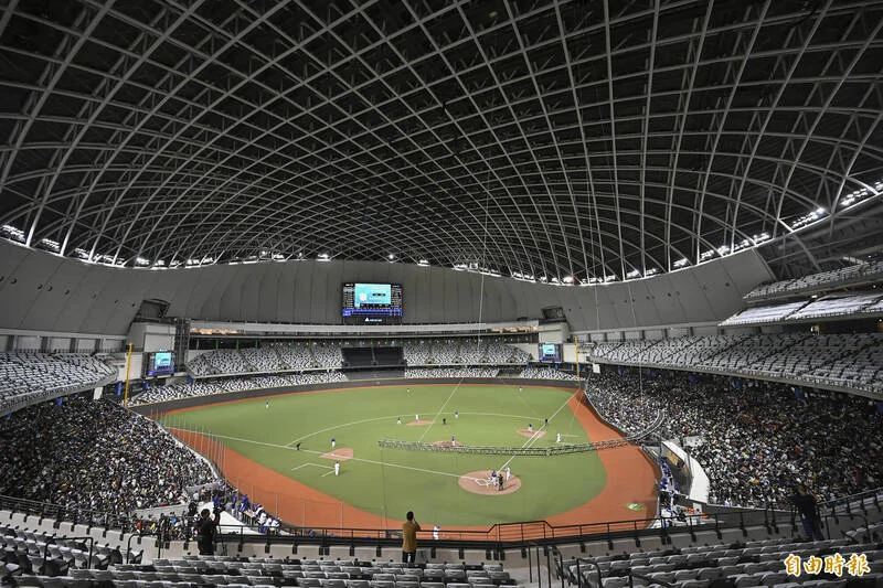 徐若熙旅日生涯啟程：軟銀春訓一軍出發，挑戰日職舞台