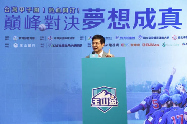 普門鄭品紳重拾自信再戰青棒國手：球路精進，目標旅外