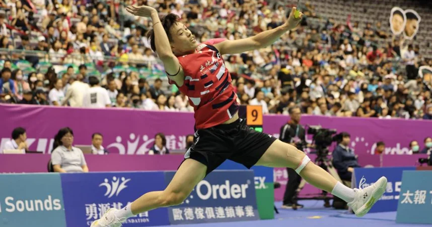 林俊易勇奪印度羽球公開賽冠軍：直落二擊敗世界第四克里斯蒂