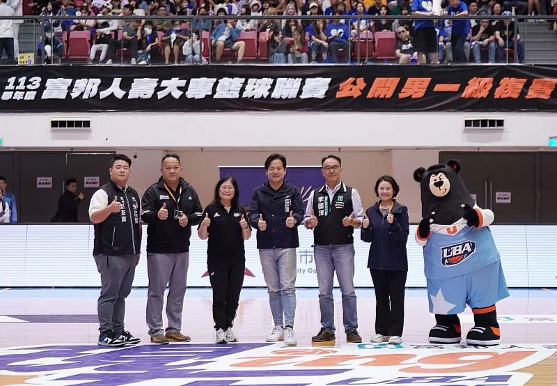 林浩震大專聯賽猛敲三安，榮獲二壘手獎，立志成為江坤宇