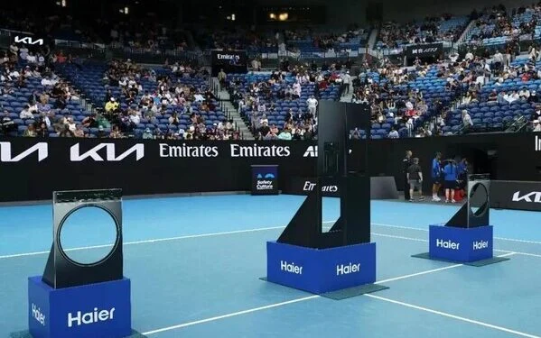 澳網》辛納擊敗喬科維奇後的生涯轉變與展望：2026年澳網四強對決分析