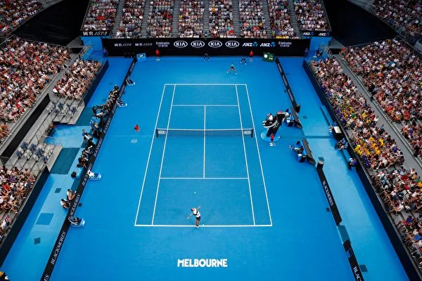 艾卡拉茲澳網首闖四強!挑戰生涯大滿貫,劍指決賽對決茲維列夫