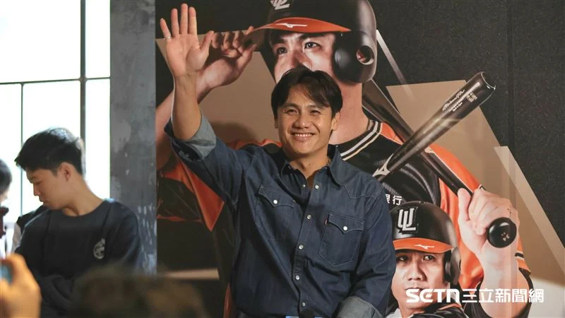 陳鏞基宣布今年球季後引退：為隊史全壘打紀錄築起高牆