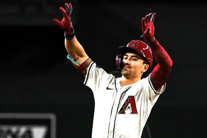 MLB》拒絕破隊史紀錄續約 迪拉庫斯（De La Cruz）：交給波拉斯（Boras）處理