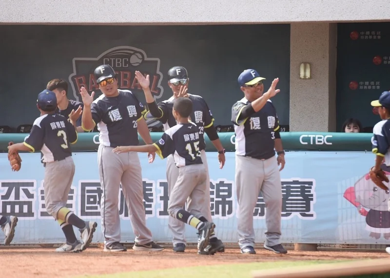 中職重磅消息:中信兄弟2026賽季教練團全新陣容與豪華客座教練團解析