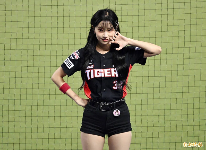 富邦啦啦隊大換血！Fubon Angels 新球季成員異動與全新陣容深度剖析