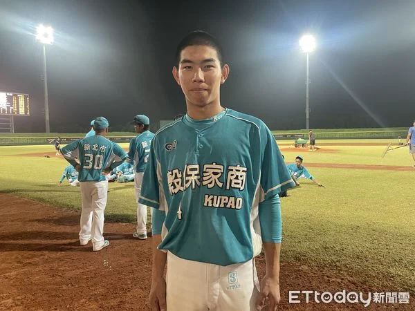 張乙安場內滿貫砲領軍，穀保家商木棒聯賽狂勝陽明高中