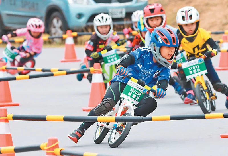 挪威艾特倫「速」戰速決 男子5000公尺速滑強勢封王