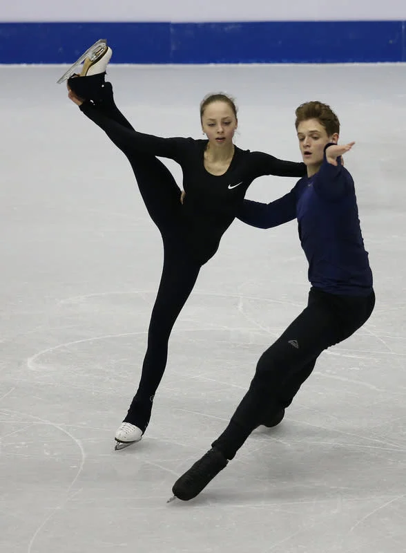 日本冬季奧運雙人花式滑冰奪金：打破歐洲百年霸權，寫下歷史新頁