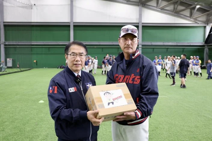 樂天巨人台南春訓指導基層棒球:台韓棒球交流的典範