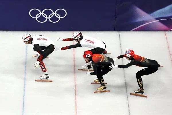 米蘭冬奧閉幕式：台美混血余睿榮任掌旗官，綻放台灣光芒