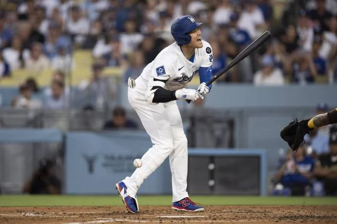 MLB 道奇隊春訓:大谷翔平牛棚練投,日籍三巨投同框引爆話題