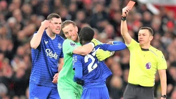 NBA/馬刺新秀卡索40分大三元 隊史唯二與羅賓森並列