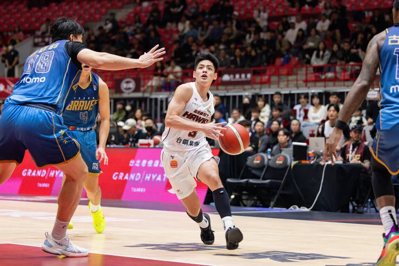 PLG 台鋼獵鷹主場告捷！谷毛唯嘉領軍力退富邦勇士，喜迎二連勝