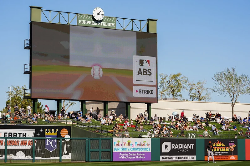 大聯盟新紀元:電子好球帶挑戰系統上路,球員挑戰權成焦點