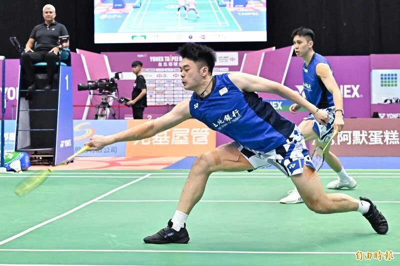 德國羽球公開賽台灣隊全軍覆沒：林俊易不敵波波夫，止步四強