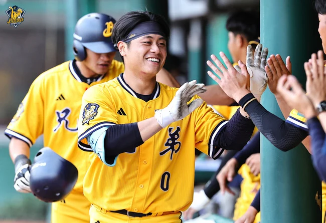 林吳晉瑋積極加練外野守備，力拚更多上場機會