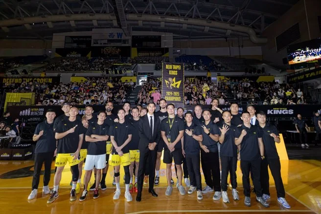 樂天桃猿頒贈魔神龍冠軍戒指,古久保教練缺席將擇日補發