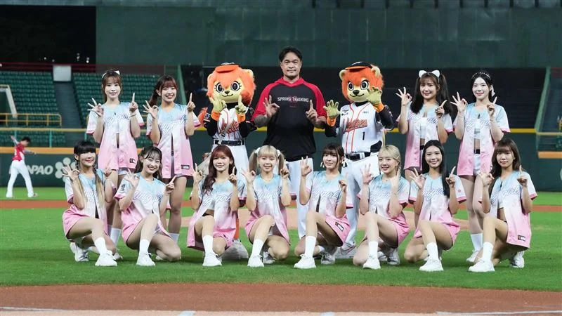 統一獅UniGirls啦啦隊擴編再創新高：全新陣容、外援洽談與主場開幕戰展望