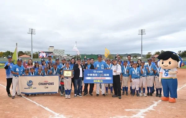 謝國城盃少棒:黃于安投打俱佳,助台東紅葉旗開得勝