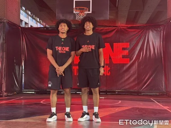 賀博榮獲 NCAA 北大西洋區第一隊殊榮：常春藤聯盟的耀眼之星