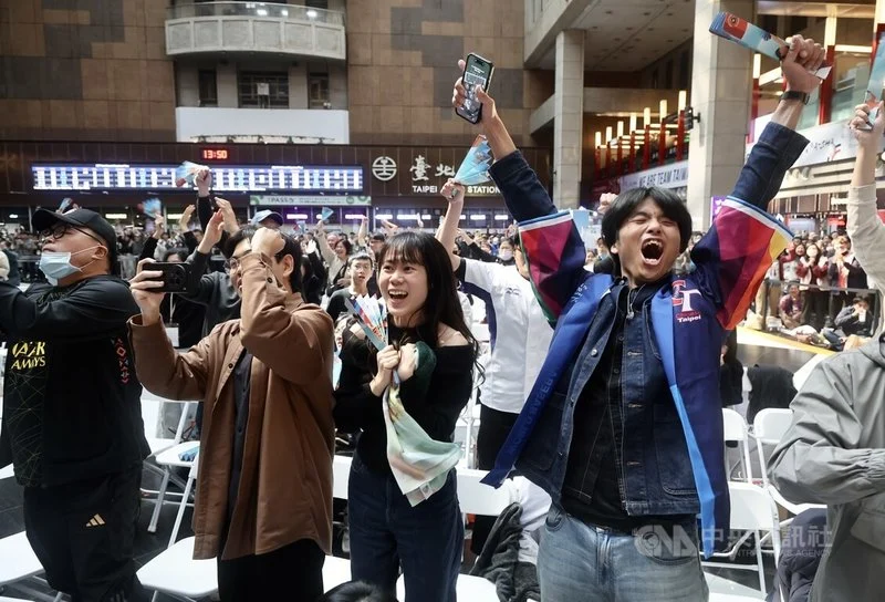 邱賢閤滿貫砲助紅葉旗開得勝!謝國城盃少棒燃燒棒球魂