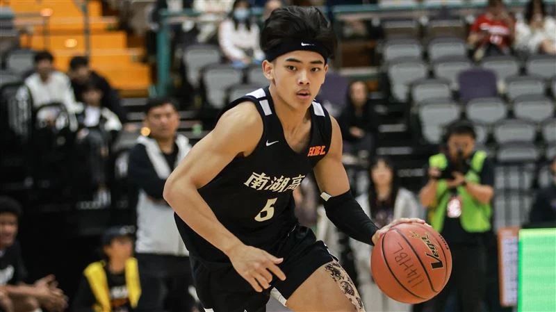 HBL 南湖高中幸宇勝爆發！狂砍34分20籃板，率隊挺進冠軍戰