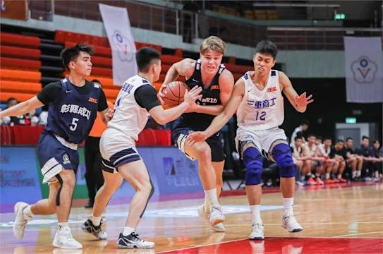 HBL陽明高中蘇衡締造大三元，破解小巨蛋魔咒勇闖冠軍戰