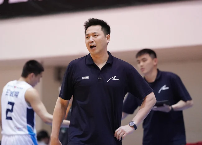 UBA政大驚險續寫72連勝紀錄，健行科大無緣四強夢碎