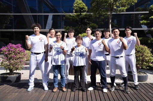 WBC 澳洲新星巴札納成焦點：與費柴德的交集與經典賽的展望