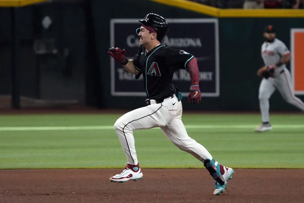 WBC經典賽：卡洛爾談代表美國隊的選擇，並稱讚台灣球迷的愛國情懷