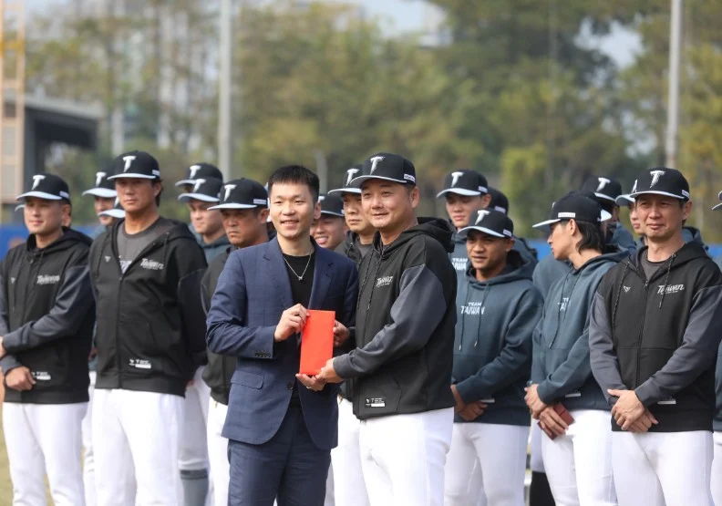 WBC／曾豪駒卸下兵符，中華隊總教練誰來接班？王建民、高志綱成熱門人選