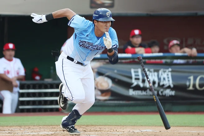 「悍將遊俠」林哲瑄告別球員生涯，感性發言誓言帶領富邦重返榮耀