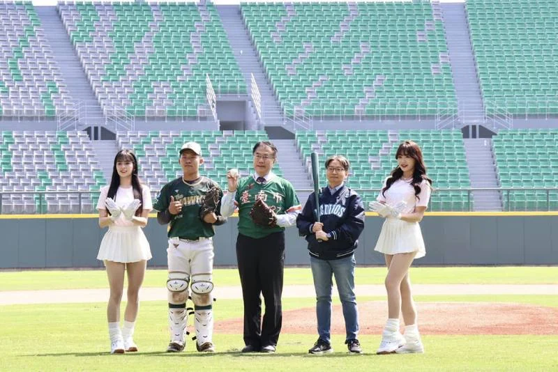 中華職棒針對亞太球場暴力事件祭出重罰:掌摑工讀生者永久禁止入場