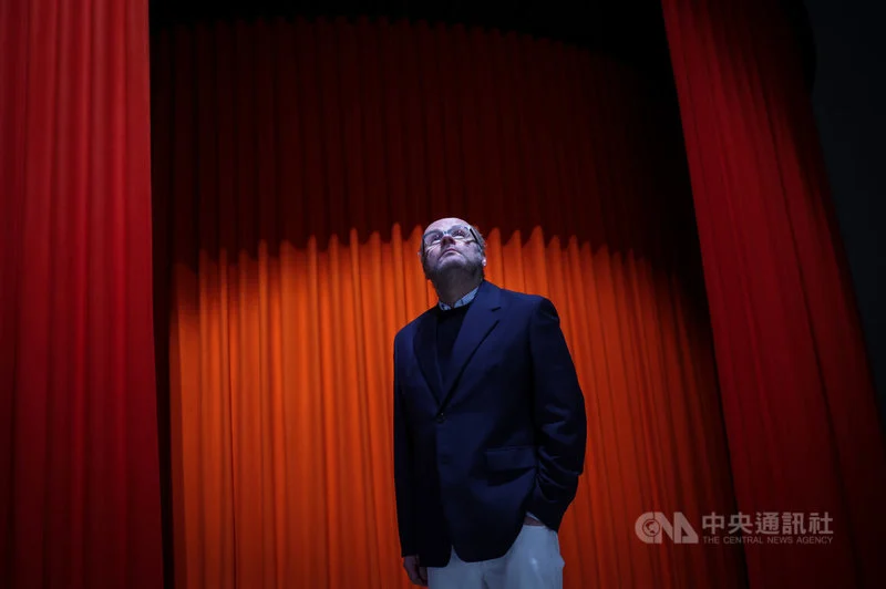 前NBA球星「微笑刺客」湯瑪斯首度訪台掀旋風！夜市體驗、籃球交流展現親民魅力