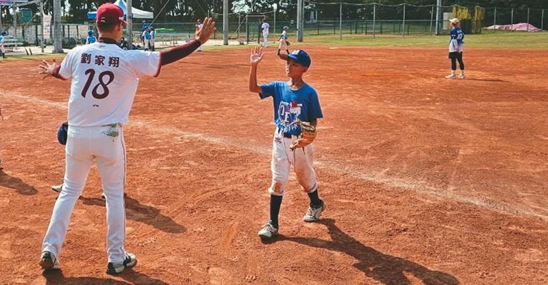 劉家翔生涯首勝：樂天桃猿新星崛起，感謝隊友力挺
