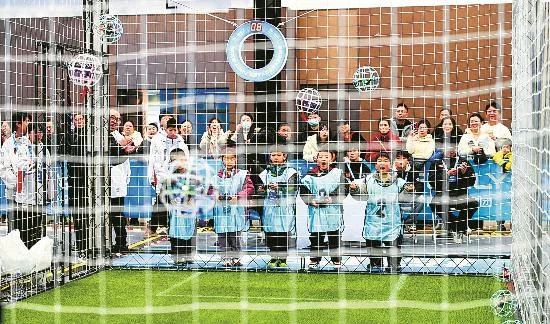 台灣無人機足球運動新紀元:首座FIDA標準場地正式啟用,接軌國際