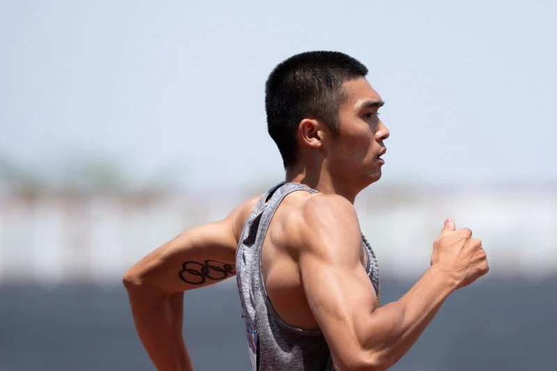 台灣短跑新星陳玟溥新加坡田徑賽百米奪金,惜與亞運標準僅差0.06秒