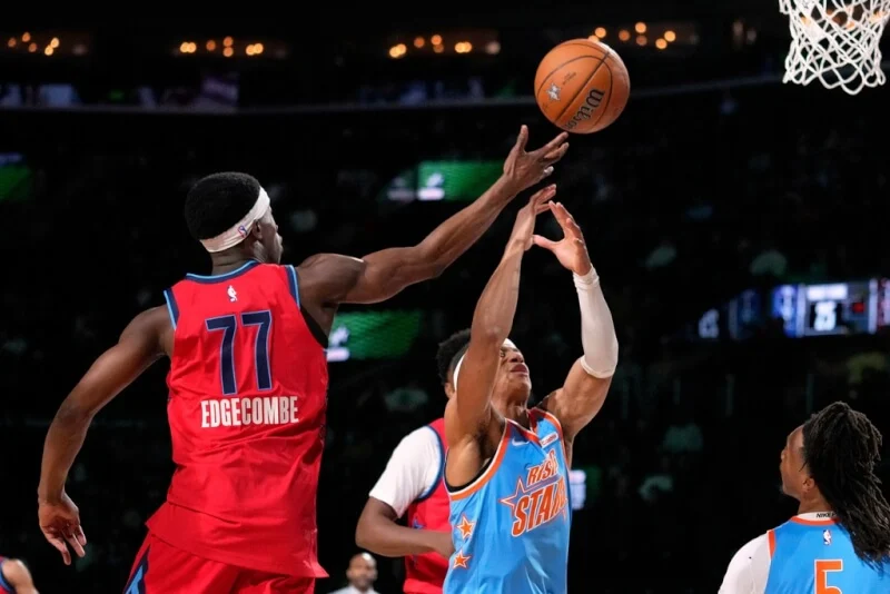 夏伊·吉爾傑斯-亞歷山大榮獲NBA年度關鍵球員獎：邁向年度最佳陣容四連霸？