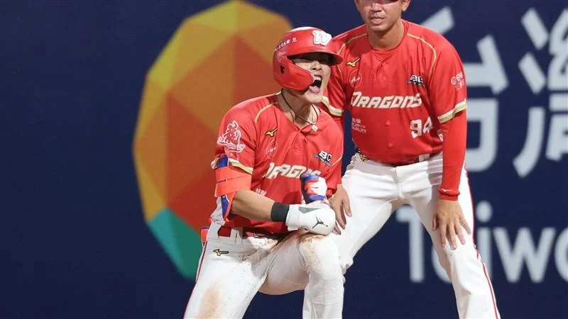 張政禹關鍵安打助味全龍險勝富邦悍將：低潮中的突破
