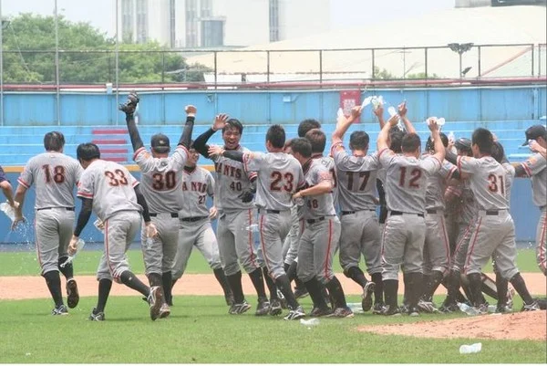 春季聯賽：台灣中油棒球隊勇闖16強，外卡戰火熱，最終資格鹿死誰手？