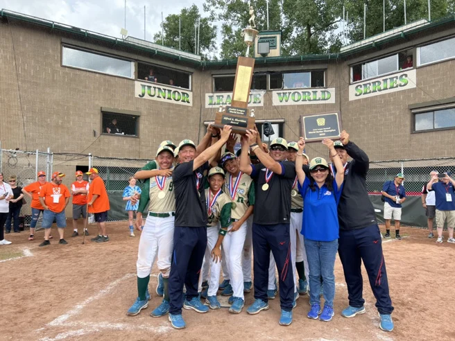 桃園新明青少棒隊勇奪LLB次青少棒代表權，松以勒榮膺MVP