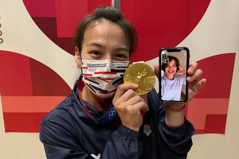 舉重女神郭婞淳獲千萬獎金,備戰亞運力拚佳績