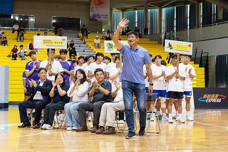 邱炳坤榮任大專體總會長：體壇新篇章，價值領航